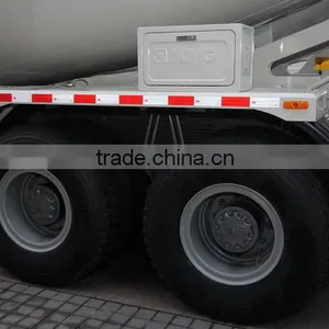 Low Price China Brand Sinotruk 420hp Concrete Mixer Truck for Sale thumbnail-3