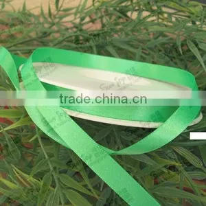 Polyester 3/8'' Wde Single Face Green Ribbons thumbnail-1
