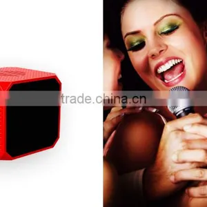 Magic Cube DLP Style and Portable Mini Projector thumbnail-1