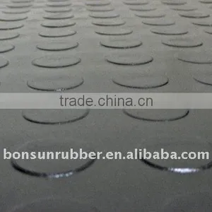 Round Stud Rubebr Matting thumbnail-1