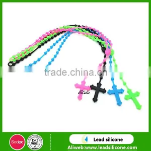 Wholesale Decoration Cross Silicone Necklace thumbnail-3
