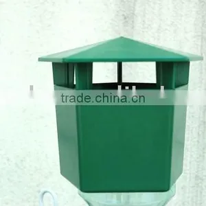Plastic Garden Snail Trap thumbnail-1