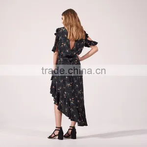 THE NEWEST Women Sexy All-over Floral Print Asymmetric Skirt thumbnail-3
