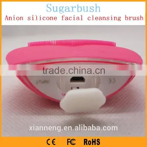 Electric Silicone Rechargeable Exfoliating Vibrating Facial Massager Facial Cleansing Brush thumbnail-4