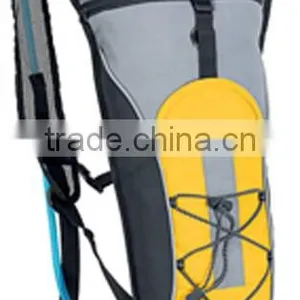 Light Running Backpack With 2L Bladder thumbnail-3