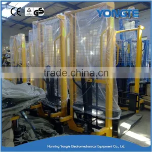 Manual Hydraulic With Foot Pedal Lifting Stacker thumbnail-3