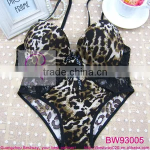 About 1 USD Hot Sex Bra Images Sexy Bra and Panty New Design for Wholesale Women Sexy Leopard Bra Underwear thumbnail-1