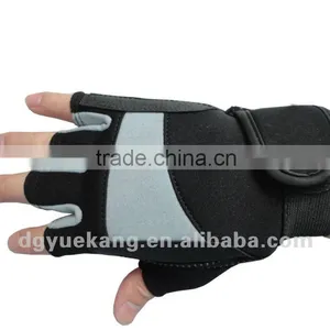Weightlifting Gloves thumbnail-1