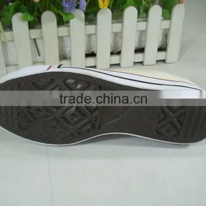 Cheapest Vulcanized Canvas Shoe/Classic Shoes /Football Shoe thumbnail-5