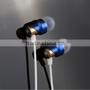 2014 New Products Earphone With Microphone for Mobile Phone thumbnail-1