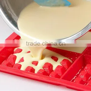 Private Label BPA Free Silicon Cake Baking Mould thumbnail-1