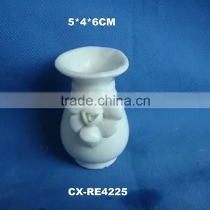 Hot Selling Aroma Diffuser With Rose & Sticks in Ceramic Bottle thumbnail-2