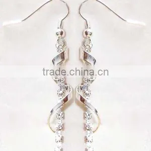 Fashion Earring With Bead Pendant thumbnail-1