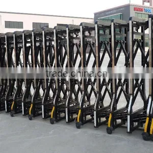 Folding Gate thumbnail-1