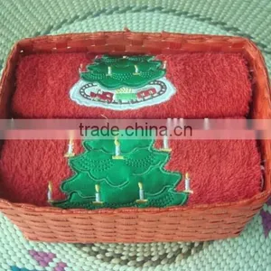 2015Newest Design X'MAS Gift Embroidery Towel Set thumbnail-1