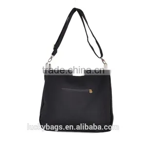 Embroidery Shoulder Bag Canvas Women Handbag Cheap Lady Bag Embroidery Bag With Bells thumbnail-2