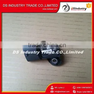 Cars Spare Parts 028100420 Oil Pressure Sensor thumbnail-1
