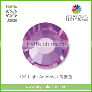 U2028 Light Amethyst Optimal Hot Fix Rhinestone thumbnail-1