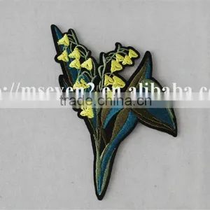 Cheap Price Factory Wholesale Professional Customized Applique Embroidered Patches Flower Shape for Clothing thumbnail-2