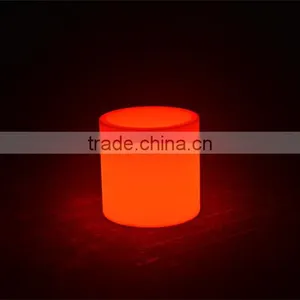 BSCI Approval Rechargeble Flower Pot/ Small Plastic Color Changing Vase Planter thumbnail-2