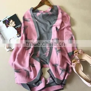 High Quality 2017 Spring Women Scarf New Coming Flamingo Printed Pattern Imitated Cashmere Material Girl Cappa thumbnail-4