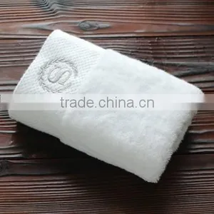 Premium 100% Cotton Hotel Towel With Embroidery Logo thumbnail-1