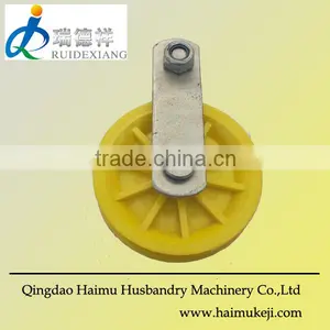 Nylon Pulley Wheel for Chicken Cage thumbnail-1