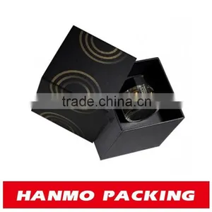 Simple White Silk Printing Embossed Logo Folding Candle Box thumbnail-1
