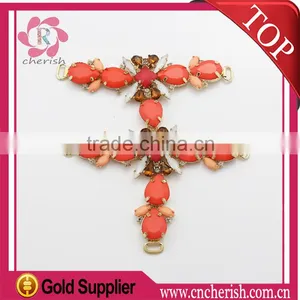China Wholesale Fashion Gold Plated T Shape Colorful Rhinestone Chains Crystals Sandal Shoes Ornaments thumbnail-2