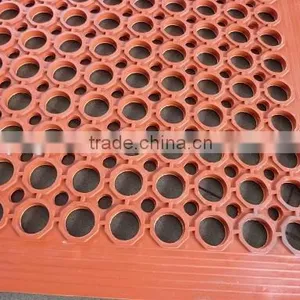 2015 OEM Available Eco-friendly Factory Price Garage Anti Slip Rubber Mat thumbnail-3