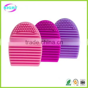 Silicone Egg Makeup Brush Cleaner thumbnail-3