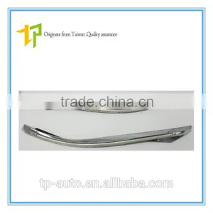 China High Quality Headlight Eyebrow/ Car Head Lamp Eyebrow for Chevrolet Cruze thumbnail-3