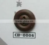 Natural 4-Holes Coconut Buttons thumbnail-1