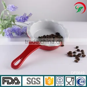 China Suppliers Kitchen Cookware Ceramic Baking Pans With Red Handle thumbnail-1