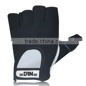Custom Weight Lifting Gloves Custom Gym Fitness Gloves Embroidery thumbnail-4