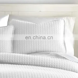 Wholesale Comforter Folded Soft Microfiber Lightweight Coverlet for All Season Fabric Microfiber Quilt thumbnail-2