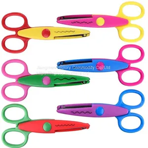 Colorful Paper Edge Scissor Set for Teachers Crafts Scrap Booking Kids Crafting Zig Zag Scissors thumbnail-4