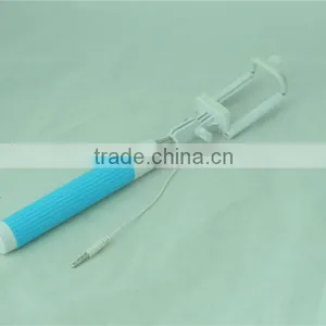 Z02 Hot Selling Bluetooth Wireless Monopod Selfie Stick Made in China thumbnail-1