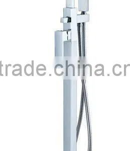 Freestanding Bath Faucet thumbnail-1