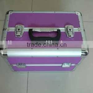 Aluminium Cosmetic Case thumbnail-5