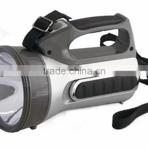 3w Rechargeable LED Flashlight thumbnail-1