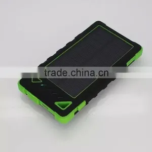 8000mAh Solar Charger External Backup Power Pack Waterproof Dustproof Solar Power Bank for Smartphones Ipad Tablet Pc thumbnail-3