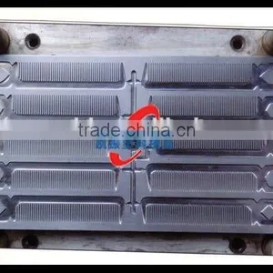 Taizhou Huangyan Mould Injection Plastic Hair Comb Mould thumbnail-6