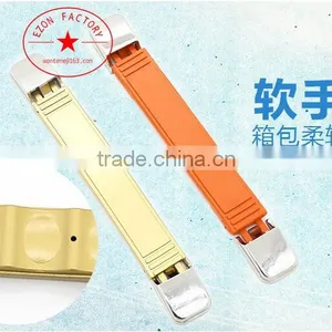Brief Case Soft Flexiable Luggage Case Soft Plastic Handle /aluminum Case Plastic Carrying Handle Ndle thumbnail-1