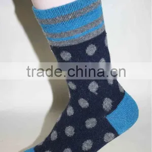 Dots Rabbit Wool Cheap Winter Socks thumbnail-1