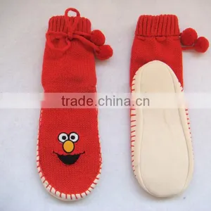 Kids Cute Pompom Warm Floor Shoes Sock for Winter thumbnail-4