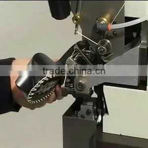 GR-203 Ornamental Seams Sewing Machine thumbnail-3