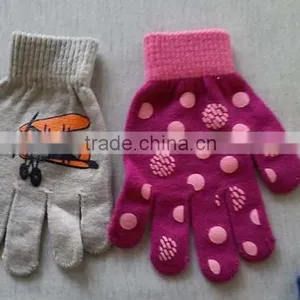 Good Quality Knitted Magic Glove thumbnail-1