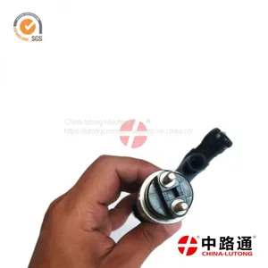 OT Fuel Injector Part Numbers 095000-5511 DLLA152P865 INJECTOR ASSEMBLY JOHN DEERE thumbnail-2