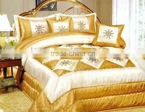 2016 5Pcs Satin Embroidery Comforter Set thumbnail-1
